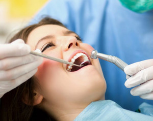 Лечение зубов: как правильно осуществлять уход